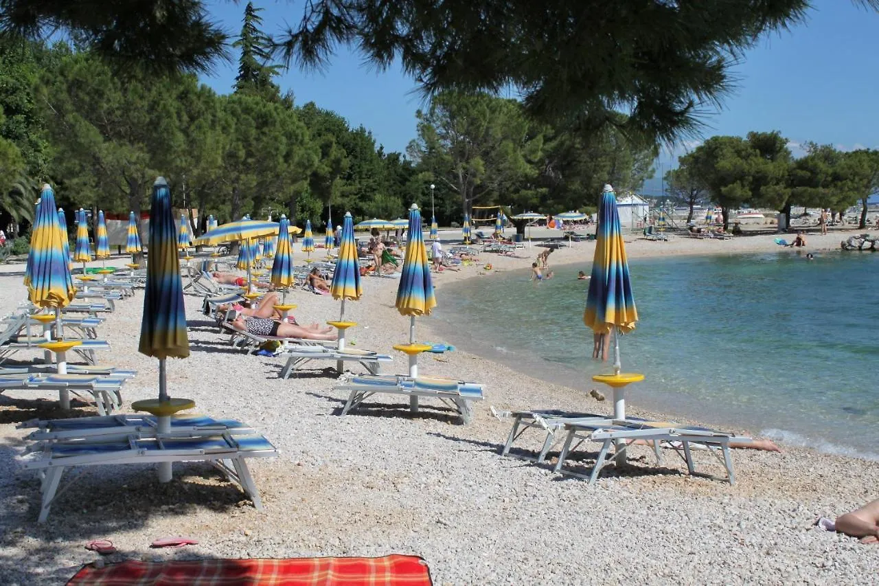 Apartments With A Parking Space Dramalj, Crikvenica - 18467 Croatia